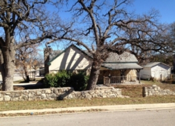 107 N Walnut Street, Lampasas, TX 76550 