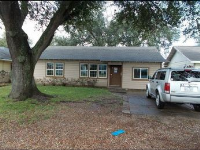 2250 1st St, Port Neches, TX 77651 