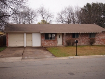5833 Hanson Dr, Watauga, TX 76148 