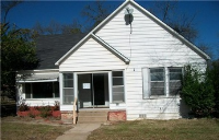 608 West 12th Street, Mount Pleasant, TX 75455 