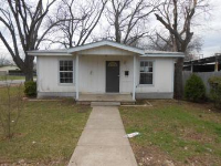 315 S Dwight Ave, Dallas, TX 75211 
