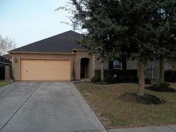 6162 Galloway Ln, League City, TX 77573 