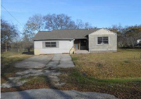 18 Northridge Drive, Baytown, TX 77521 