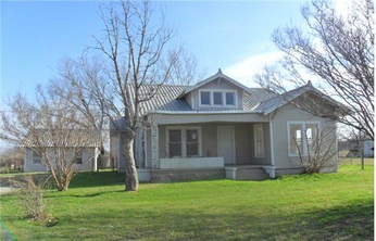 401 Fannin Street, Millsap, TX 76066 