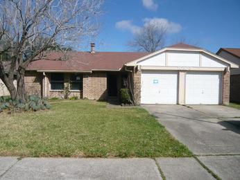 10823 Birch Dr, La Porte, TX 77571 