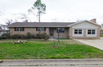 1908 Carpenter St, Bridgeport, TX 76426 