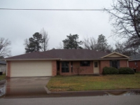 1410 Stonebriar Dr, Carthage, TX 75633 