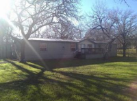 135 Alamo Dr, Lockhart, TX 78644 