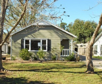 718 Percival St, Tomball, TX 77375 