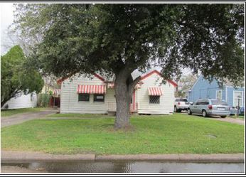 403 Live Oak Street, Pasadena, TX 77506 