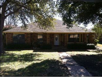 1035 Eagle Ct, Desoto, TX 75115 