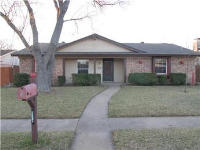 2130 Village Green Dr, Garland, TX 75044 