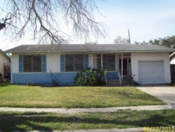 925 Clare Dr, Corpus Christi, TX 78412 