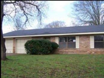 718 Rock Oak St, Nacogdoches, TX 75964 