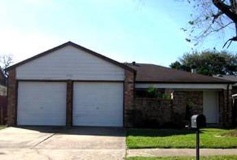 8906 Kindlewood Dr, Houston, TX 77099 