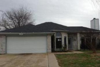 1716 Oxford Dr, Mansfield, TX 76063 