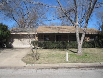 413 Martin St, Bonham, TX 75418 
