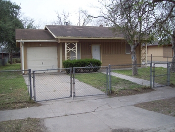 4326 Nicholson St, Corpus Christi, TX 78415 