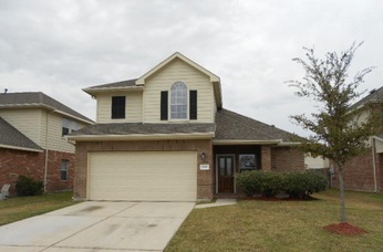 12823 Forest Bloom Ln, Houston, TX 77044 