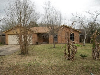 2108 Sierra St, Kemah, TX 77565 