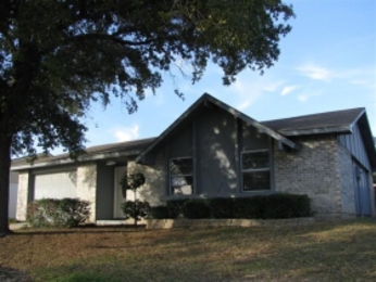 2902 Rayswood Dr, Carrollton, TX 75007 