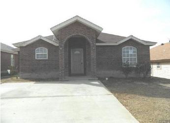643 Sam Bratton, Laredo, TX 78046 