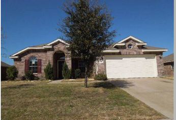 209 Goodnight Ln, Waxahachie, TX 75165 