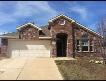 6533 Fitzgerald St, Fort Worth, TX 76179 