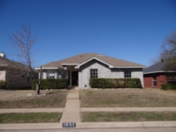 1057 Glencrest Dr, Cedar Hill, TX 75104 
