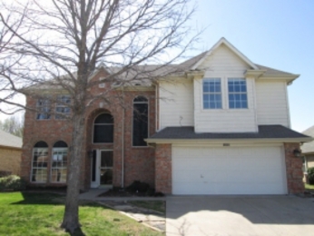 5908 Hillview Dr, Watauga, TX 76148 