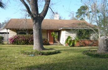 3250 N Willowood Ln, Beaumont, TX 77703 