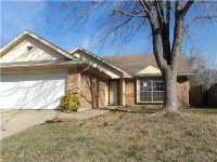 809 Cornfield Dr, Arlington, TX 76017 