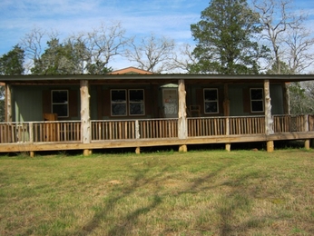 1231 Peach Creek Rd, Waelder, TX 78959 