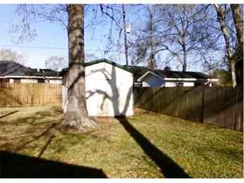 12815 E River Run Dr, Baytown, TX 77523 