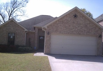 202 E 1st St, Deer Park, TX 77536 