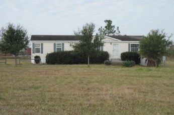 6893 Grace Ln, Sealy, TX 77474 