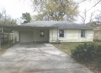 4524 Bellaire Ave, Groves, TX 77619 