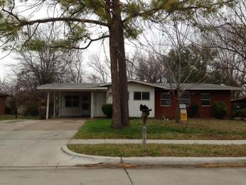 2027 Marilyn Ln, Arlington, TX 76010 