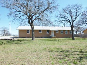 511 County Rd 1331, Bridgeport, TX 76426 