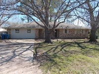 308 S Walker St, Blooming Grove, TX 76626 