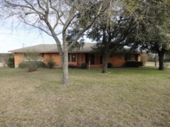 220 S Parks Dr, Desoto, TX 75115 