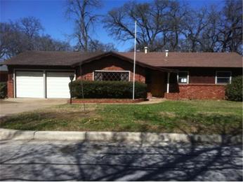 7221 Jewell Avenue, Fort Worth, TX 76112 