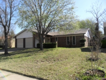 2716 Starlake Ct, Irving, TX 75060 