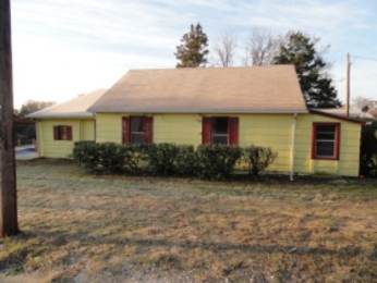 248 Mule Run Dr, Gainesville, TX 76240 