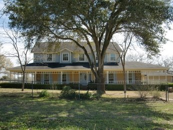 673 Longhorn Rd, Harwood, TX 78632 