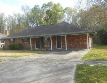 124 Linda St, Orange, TX 77630 