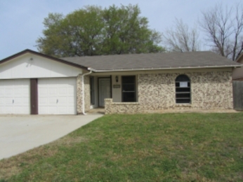 6637 Starnes Rd, Watauga, TX 76148 