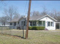 427 E Austin St, De Kalb, TX 75559 