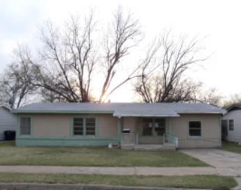 4308 S Hughes Ave, Fort Worth, TX 76119 