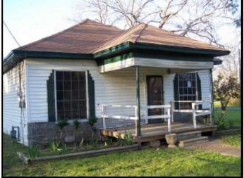 419 W Main St, Wortham, TX 76693 